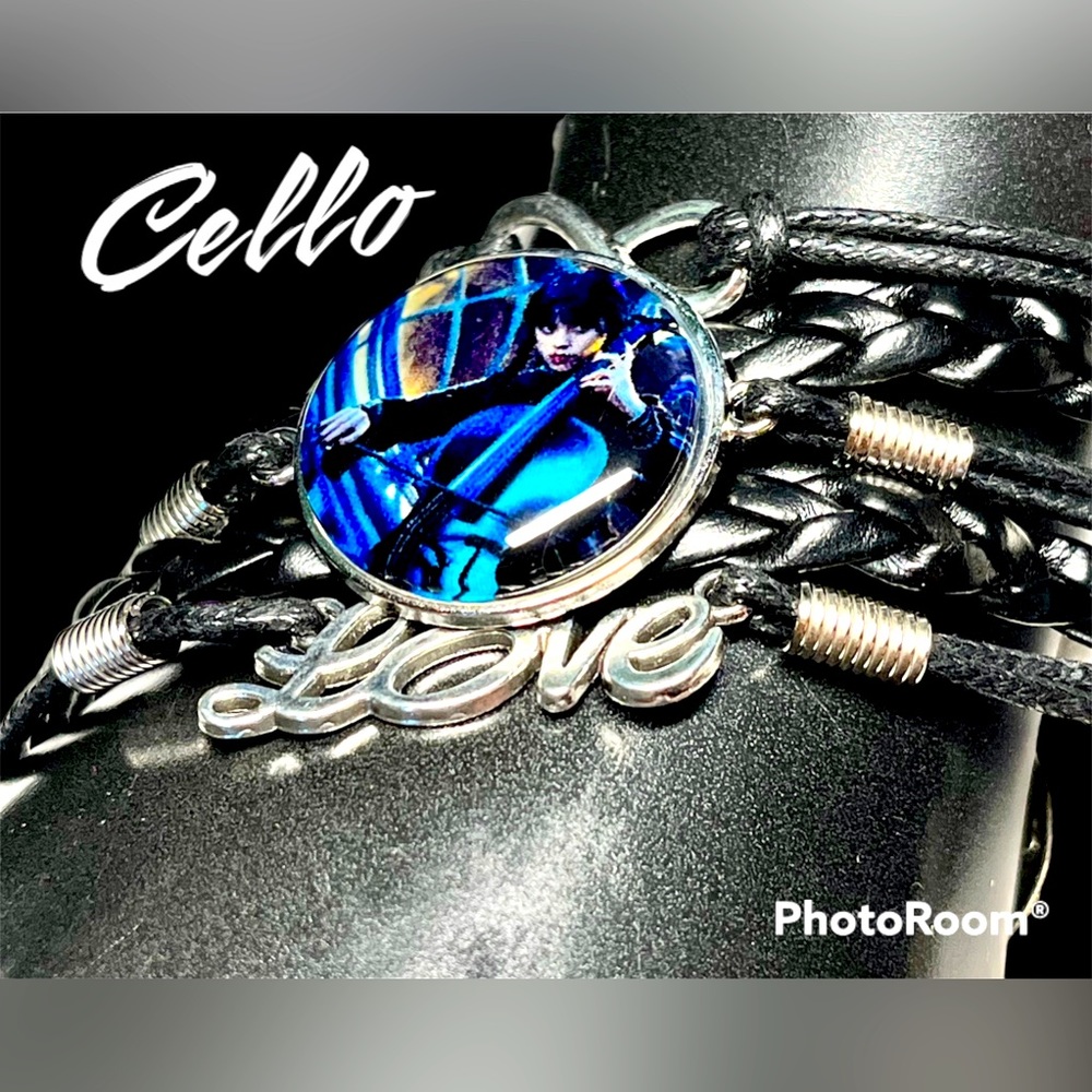 🎻ladies/girls leatherette bracelet -Wednesday Addams theme TV SHOW